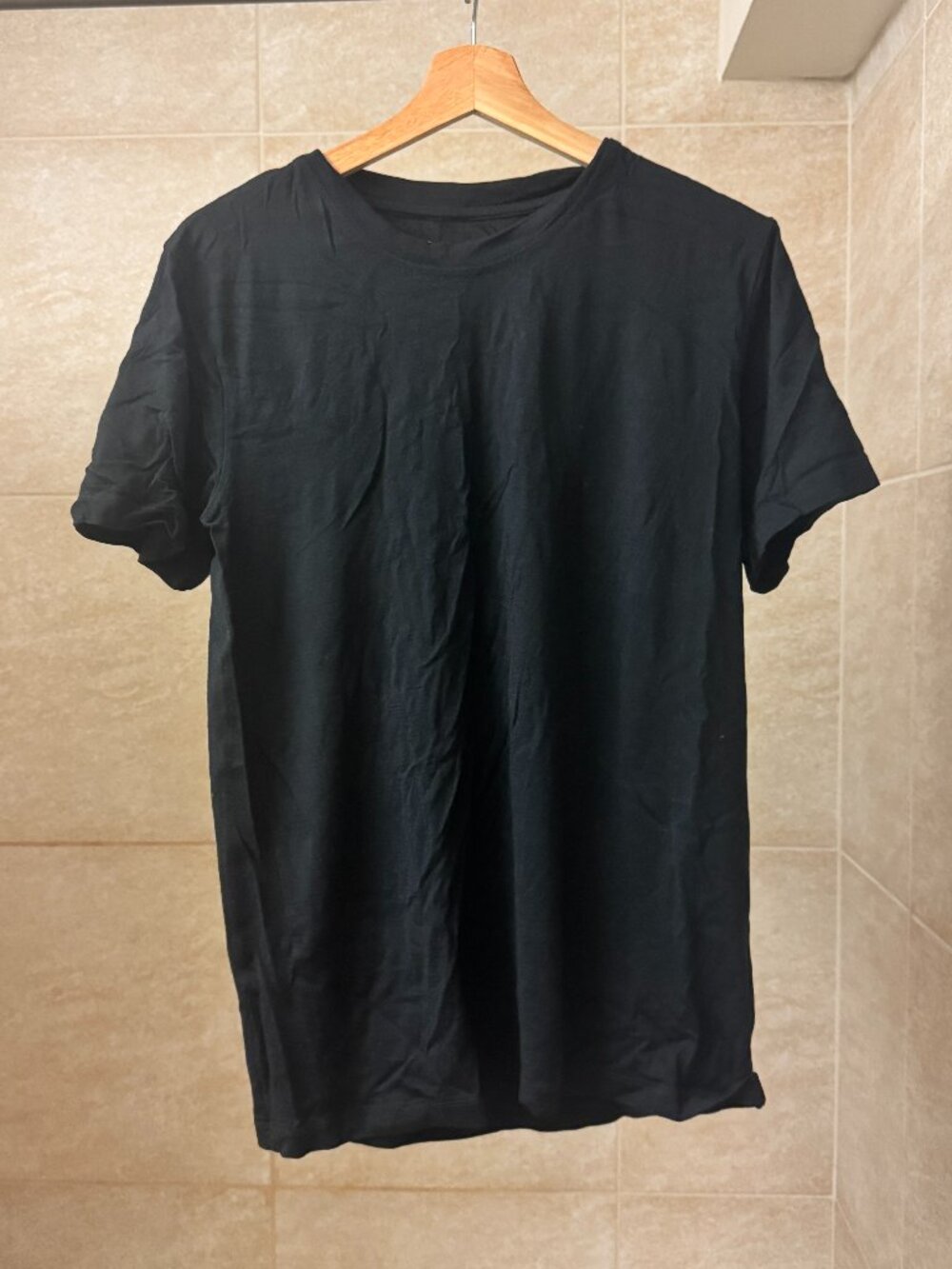 Outlier Ultrafine Merino Wool Cut One T-Shirt, Men's Medium, Great Condition